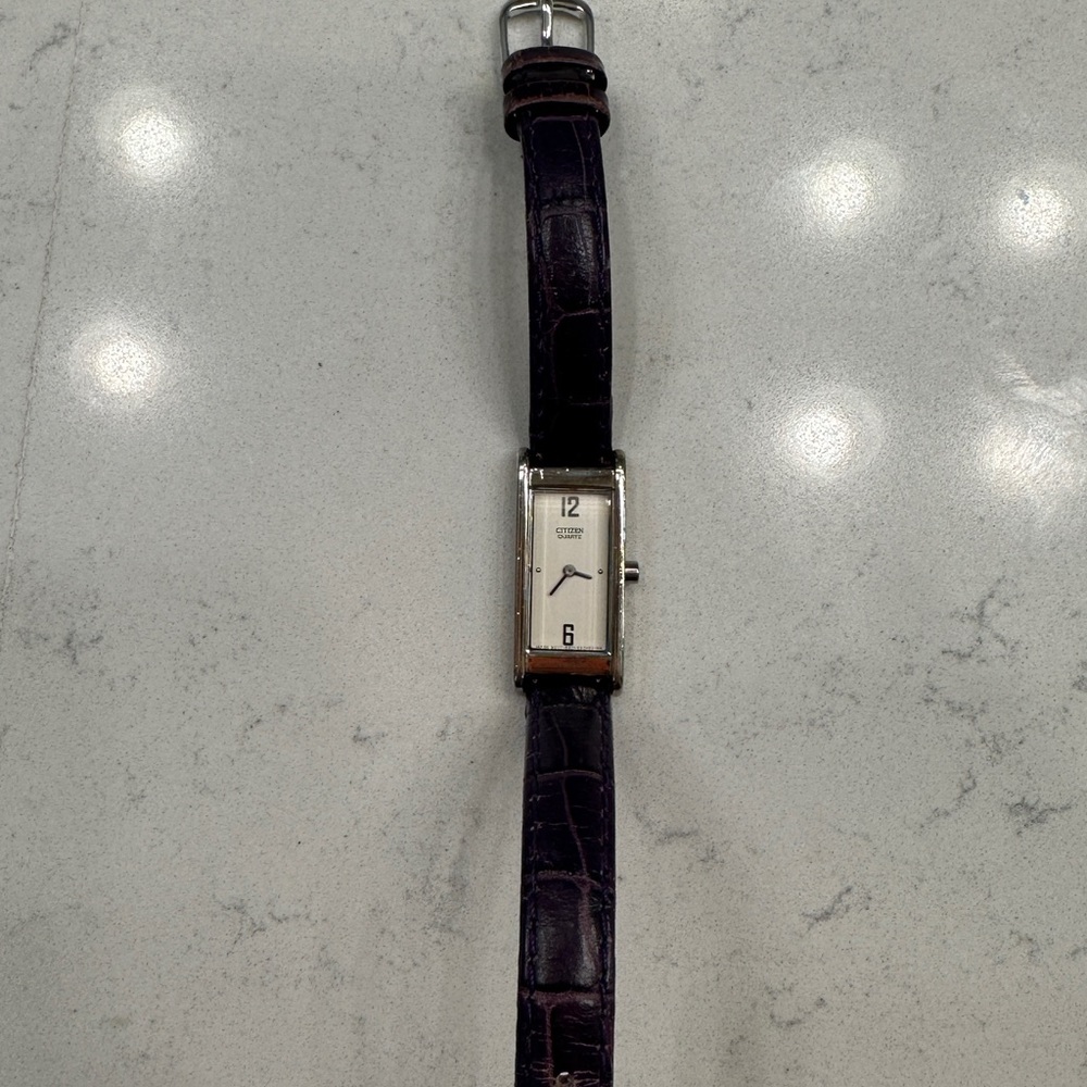 Citizen purple crocs leather strap silver trunk style mini - Picture 4 of 5